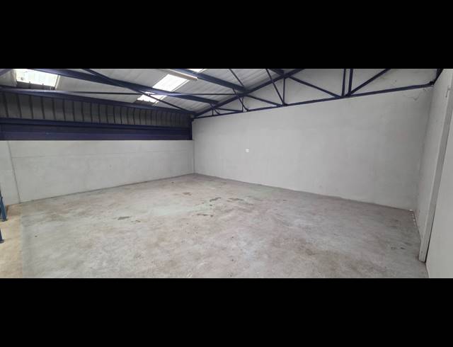 360M² WAREHOUSE TO LET IN RIVERSIDE PARK